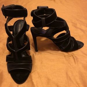 Antonio Melani Vero Cuoio Heels